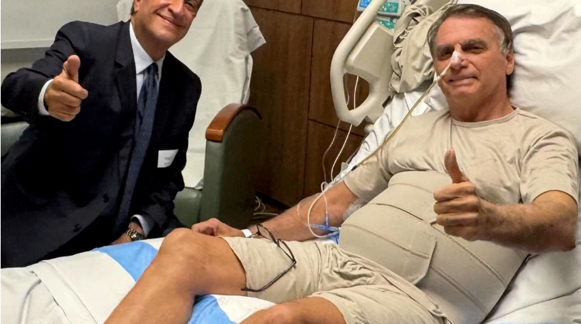 Moraes expede mandado de soltura que autoriza domiciliar a Bolsonaro